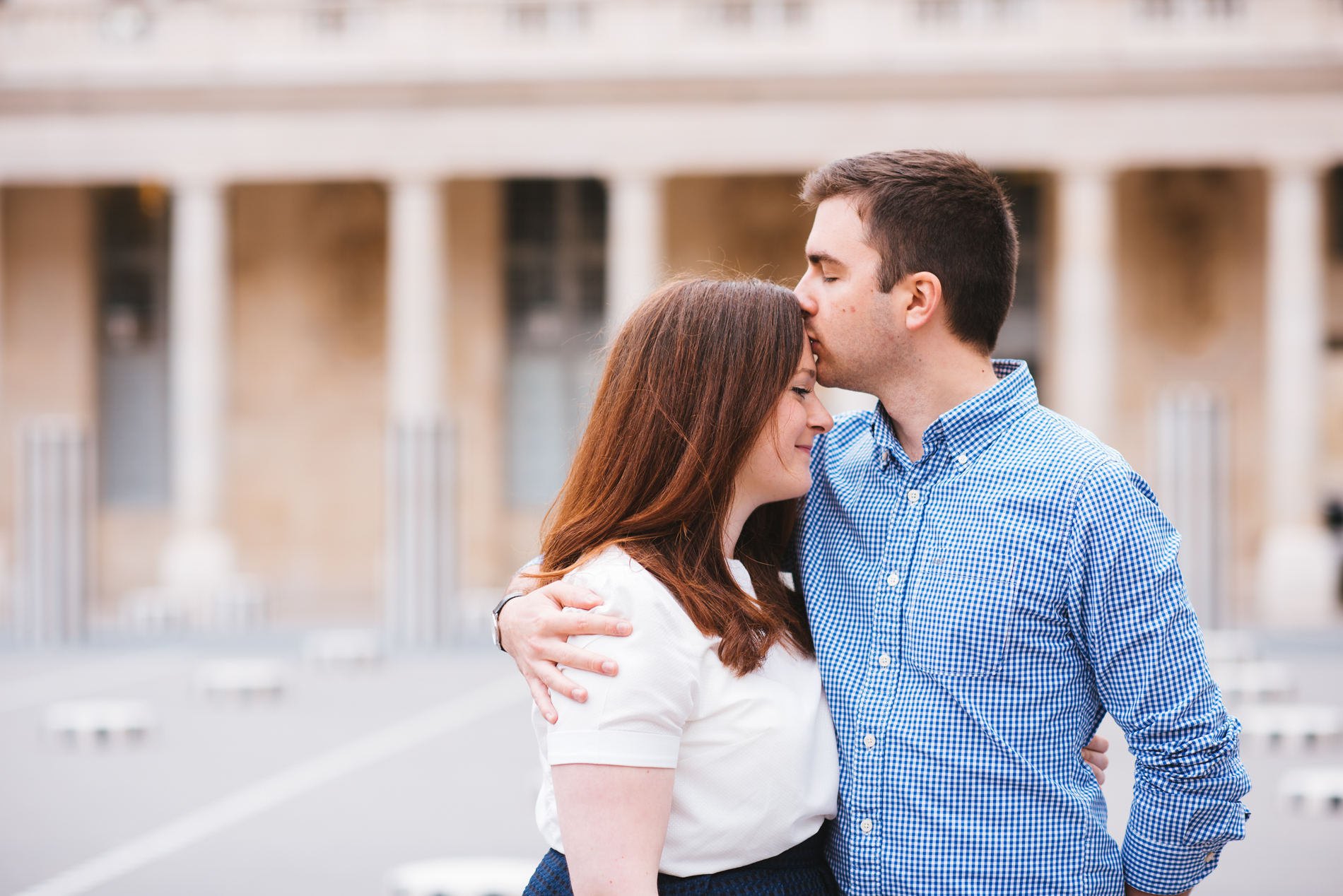 seance-engagement-paris-maldeme-photographe-palais royal-6